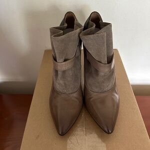 BNWOT Maison Martin Margiela Gray and Black Mary Jane High Heels/Booties EU 39